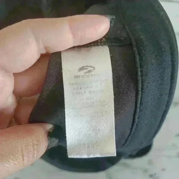 Brooks Black Sports Bra 32B - Picture 7 of 10